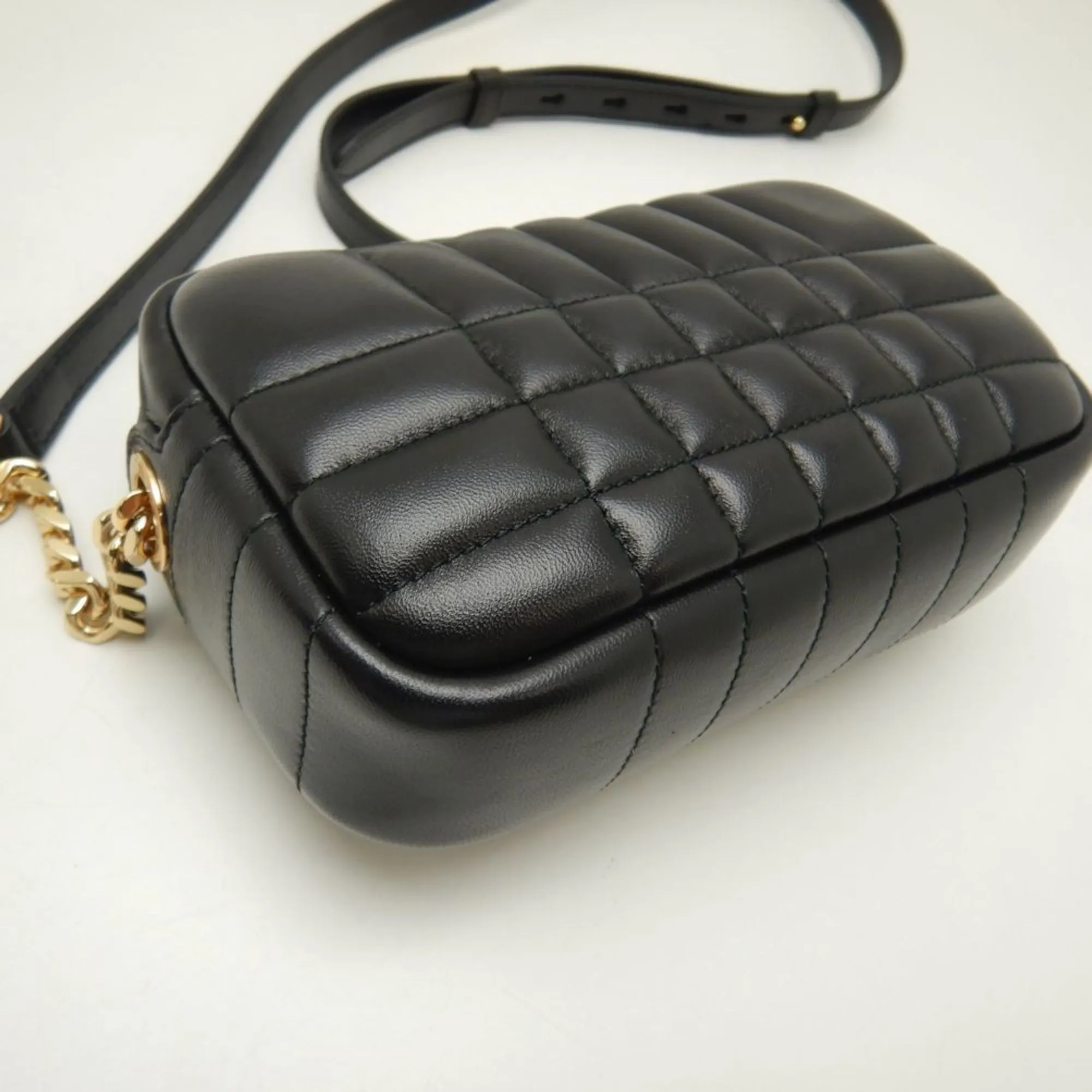 Burberry Lola