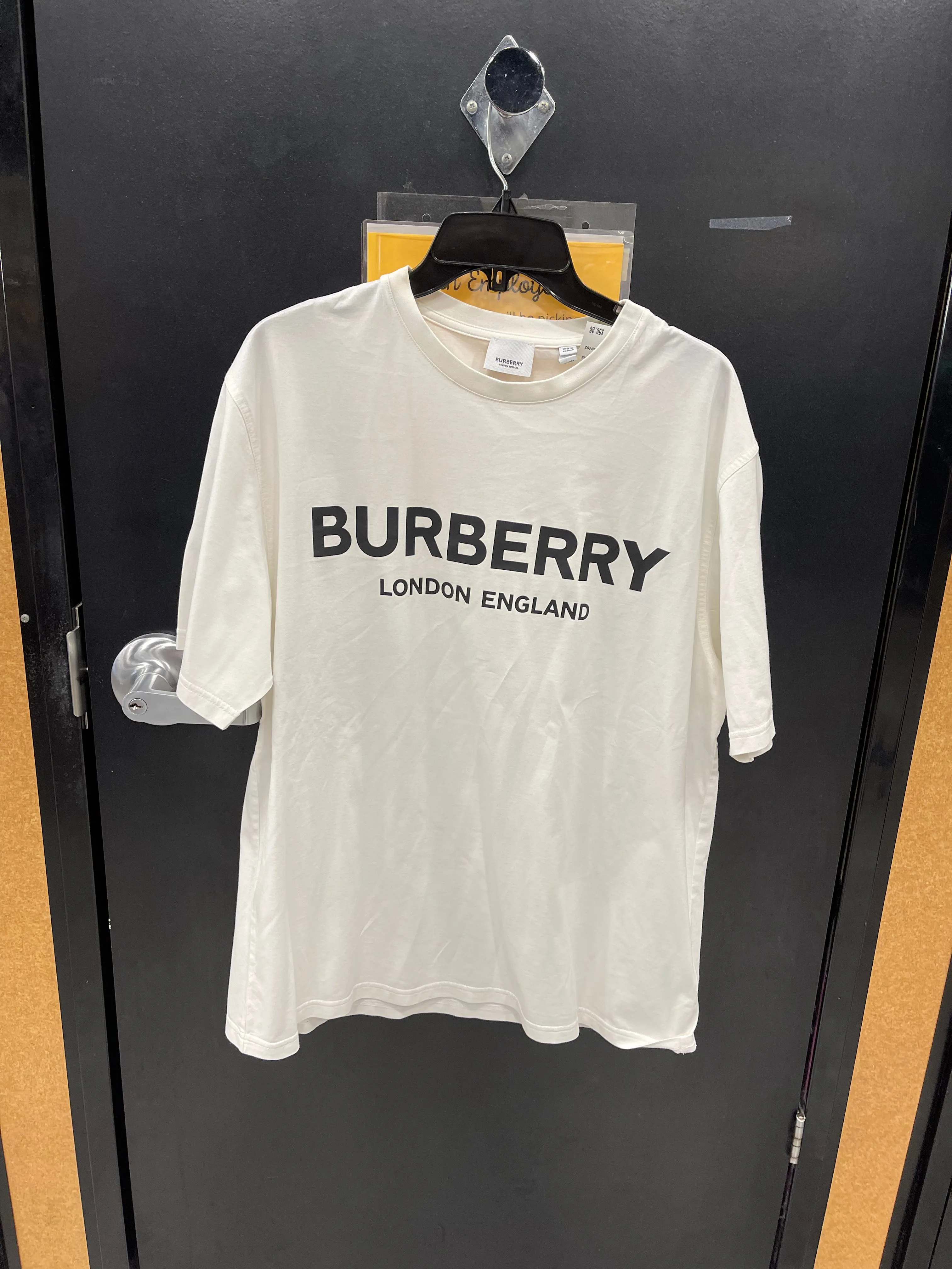 Burberry  Tee Size Large