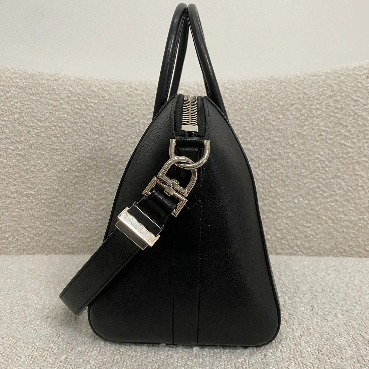 Givenchy Antigona Small Bag Black