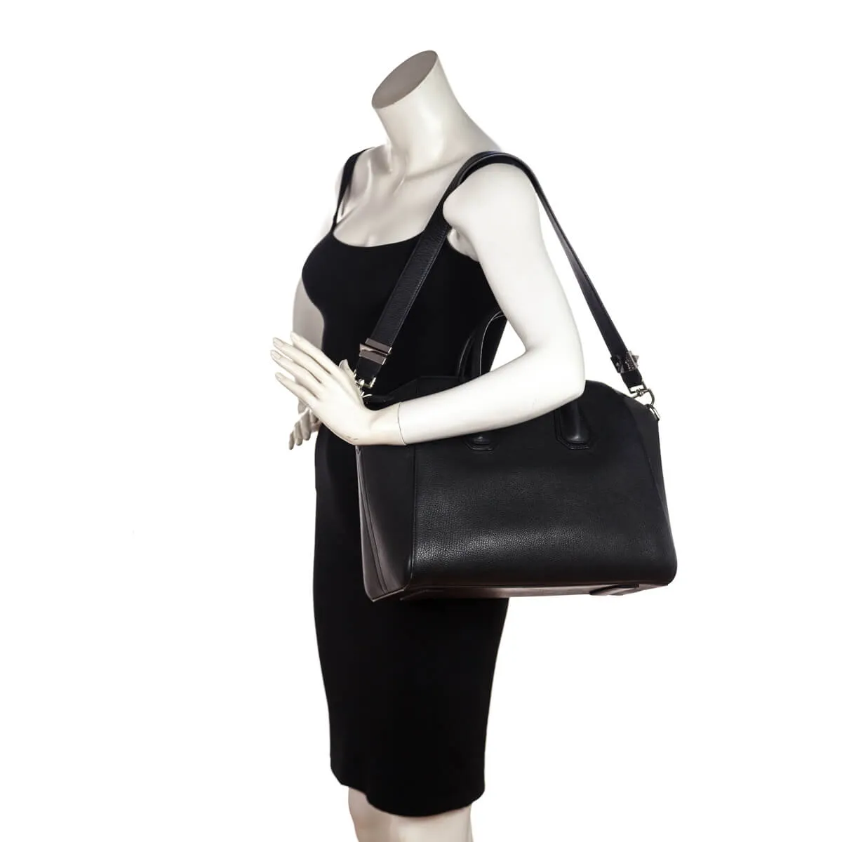 Givenchy Black Sugar Goatskin Medium Antigona Bag