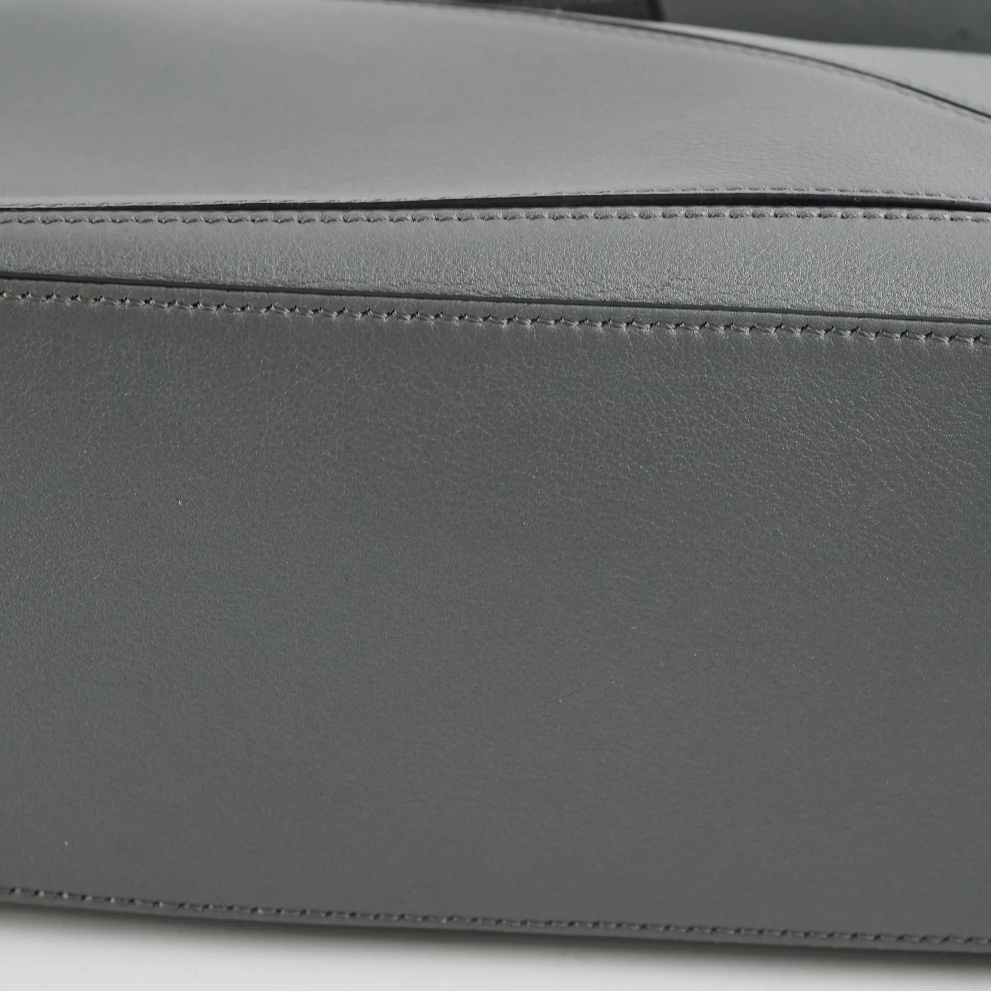 Loewe Puzzle Small Grey