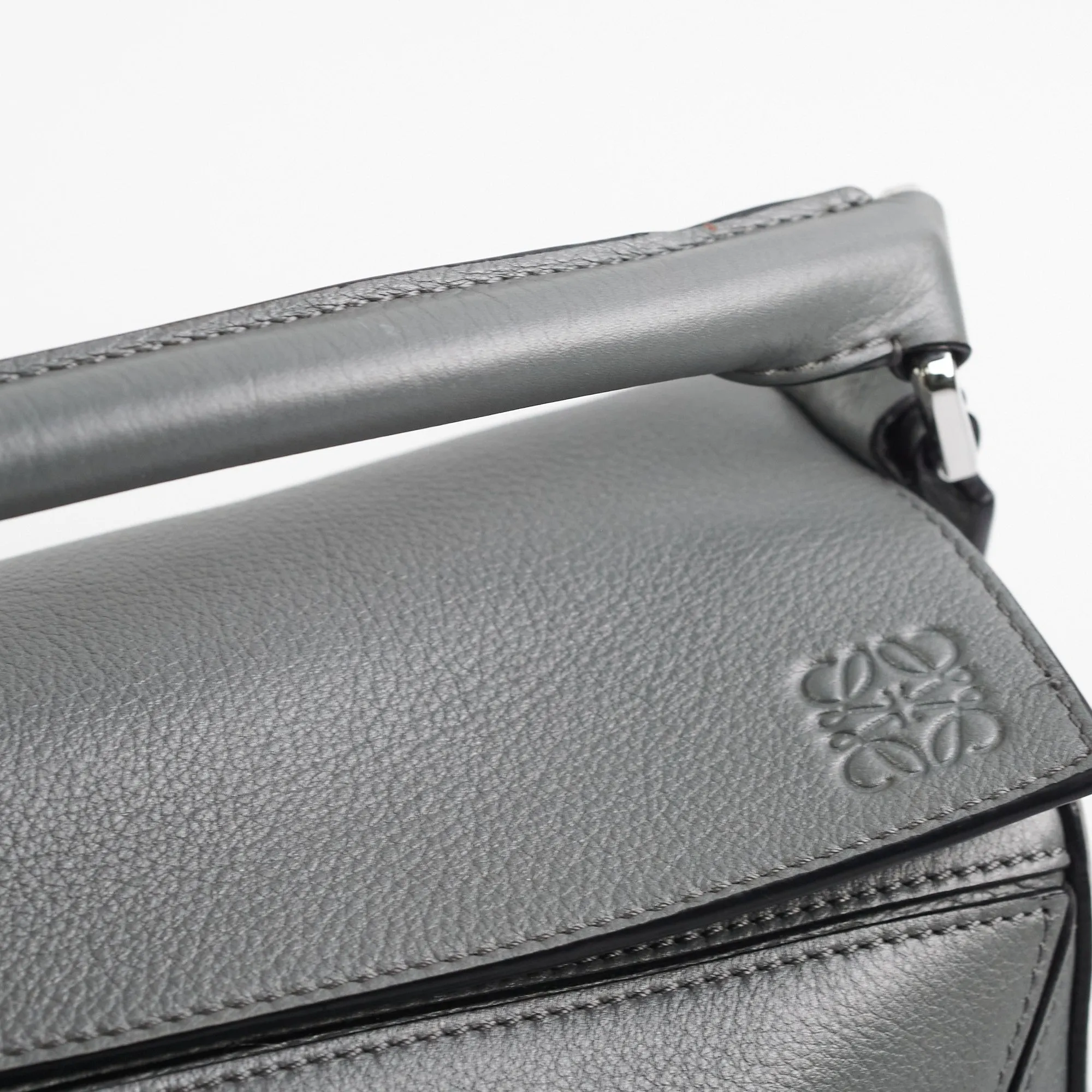 Loewe Puzzle Small Grey